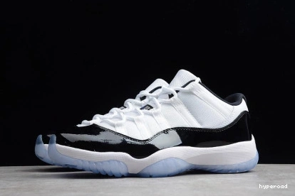 Hyperoad JORDAN LOW AIR BLACK RETRO MENS 11  WHITE 
